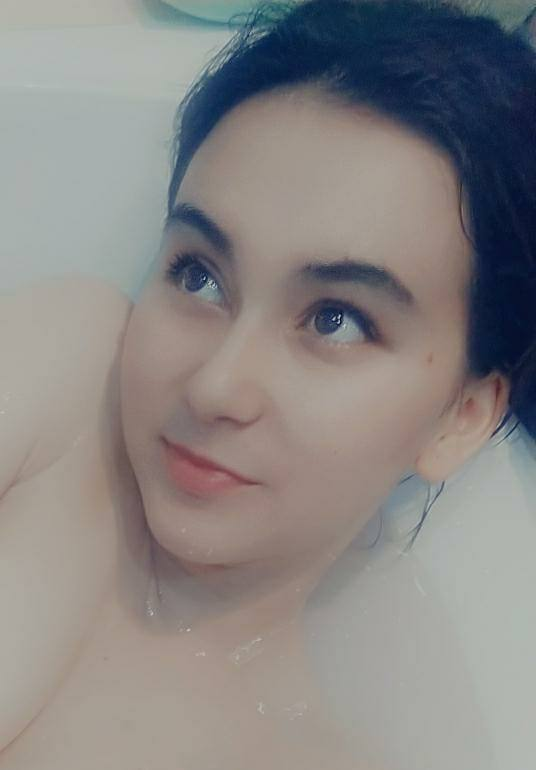 Naughty Young Girl Reveals Her Allure