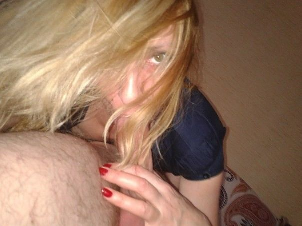 Blonde Wife Stars in Homemade Porn - Explicit Amateur XXX Video