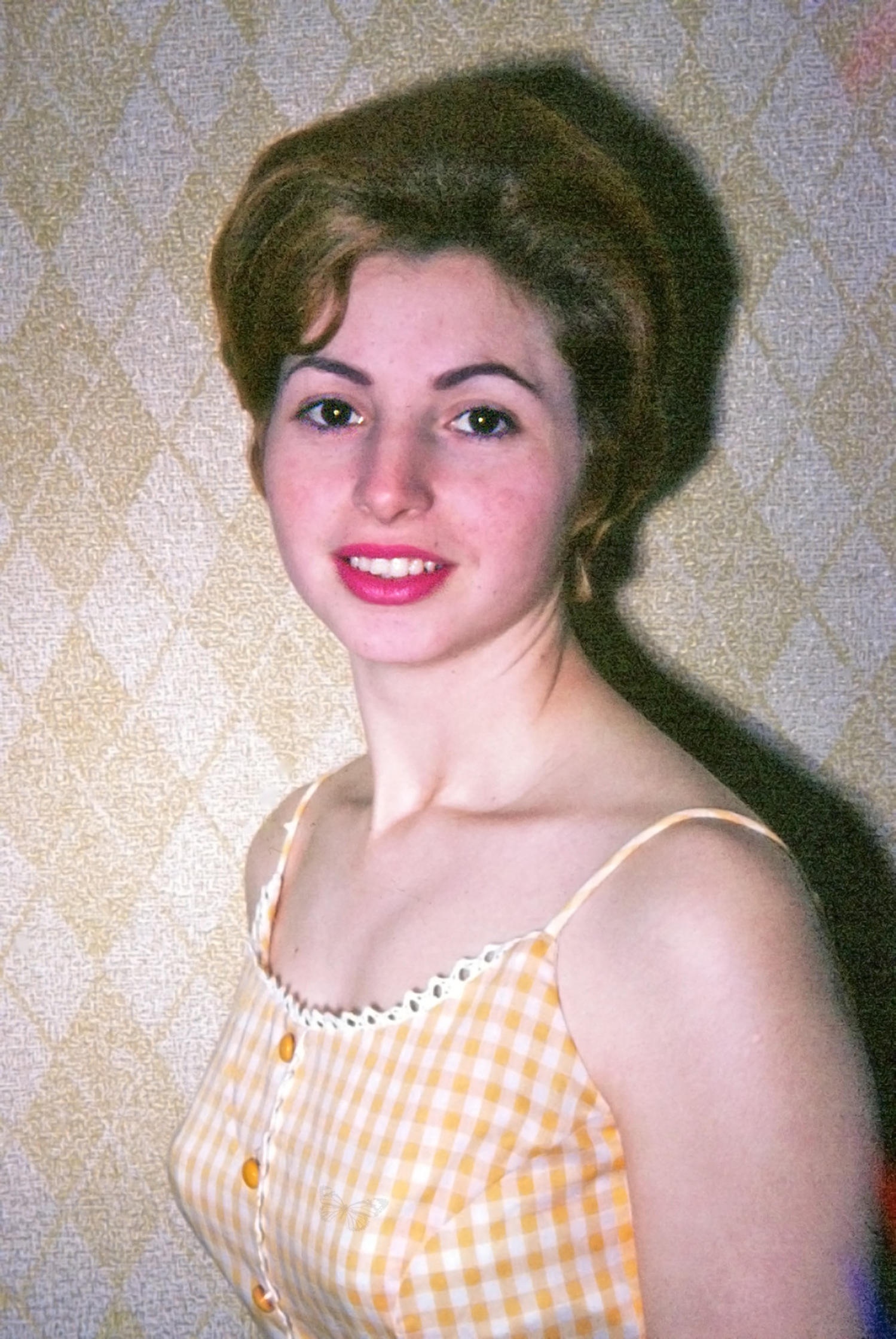 Vintage Retro Porn Photos of a Stunning Woman - Explicit and Unique Collection