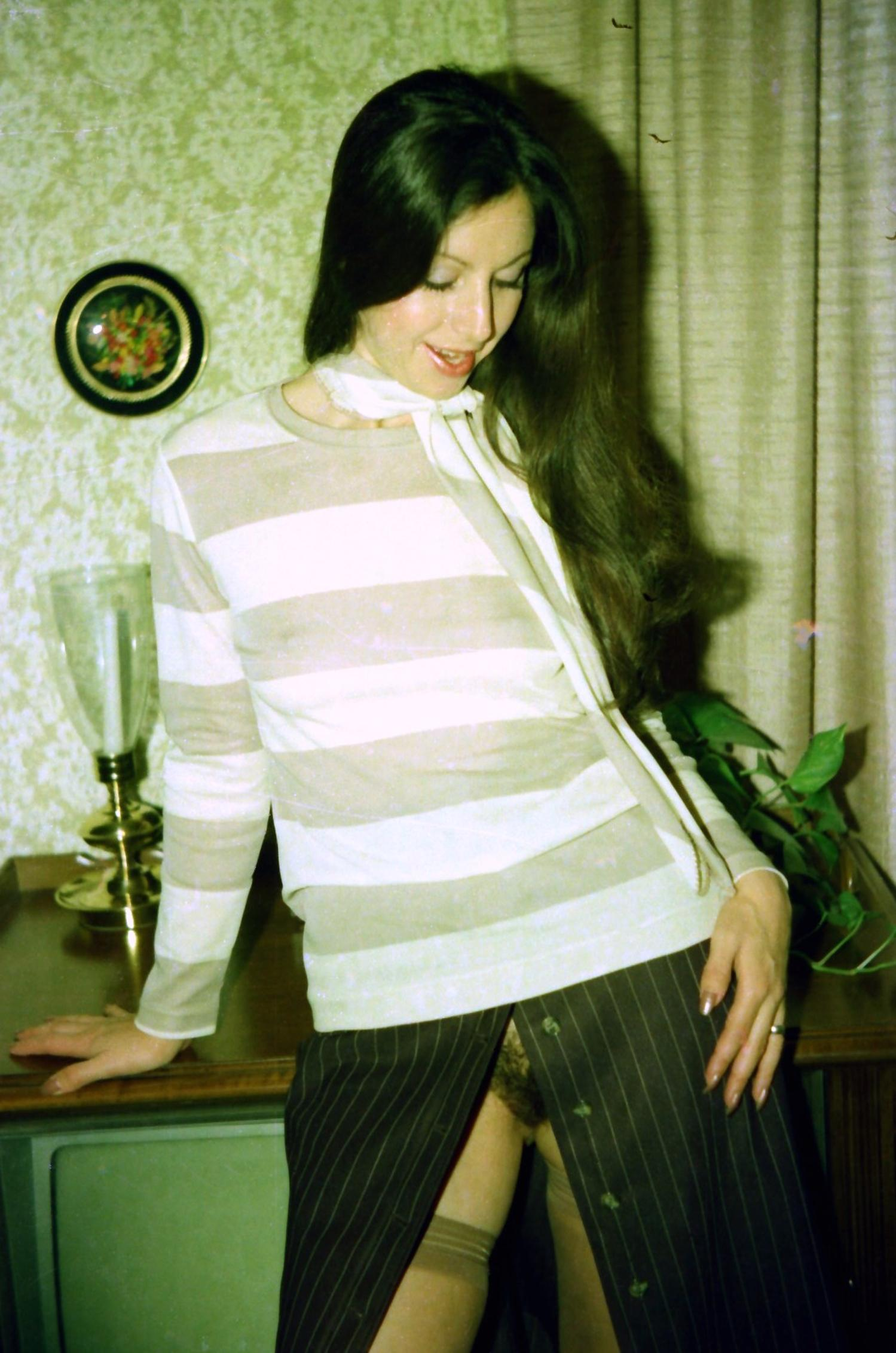 Vintage Retro Porn Photos of a Stunning Woman - Explicit and Unique Collection