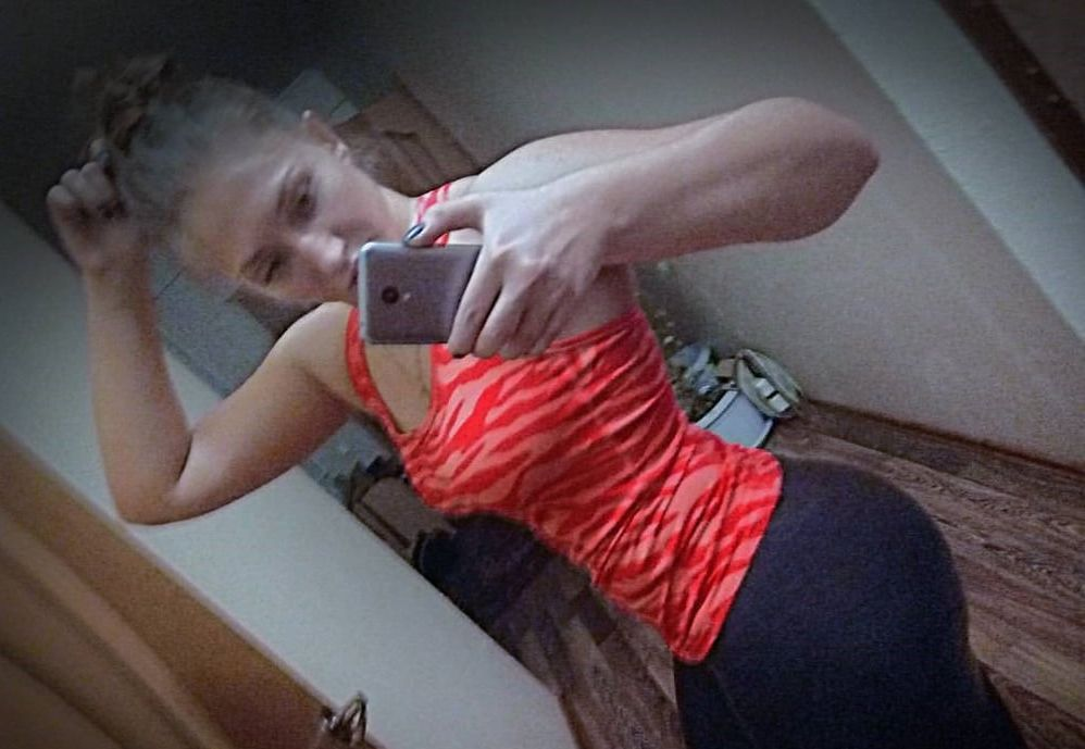 Sister's Selfie of Her Sexy Body - Explicit and Bold Shot