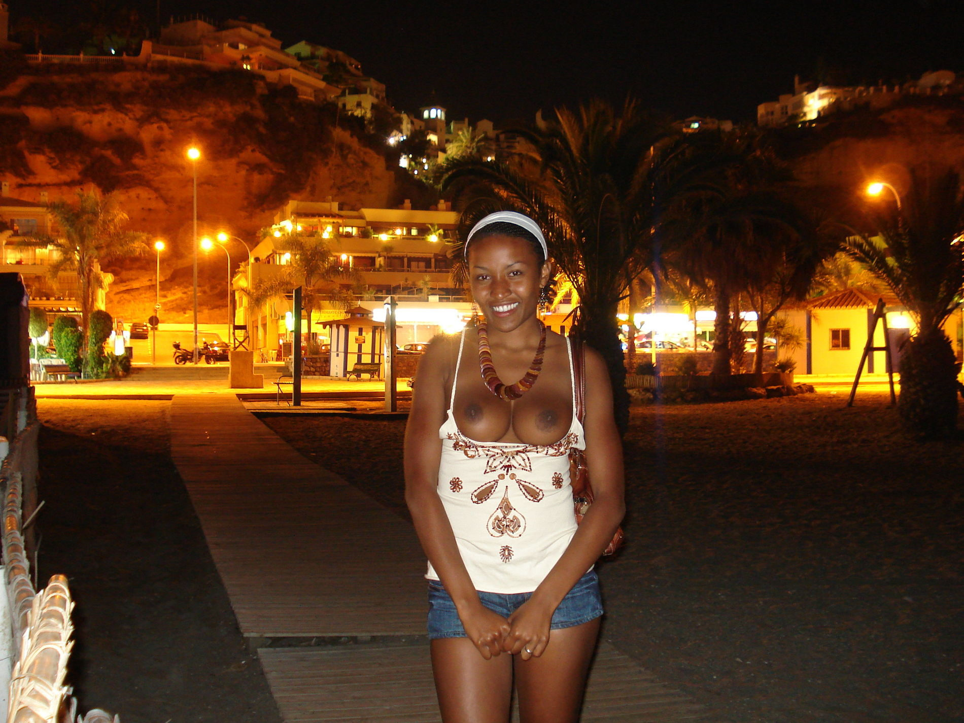 Private Intimate Photos with Naked Black Girl