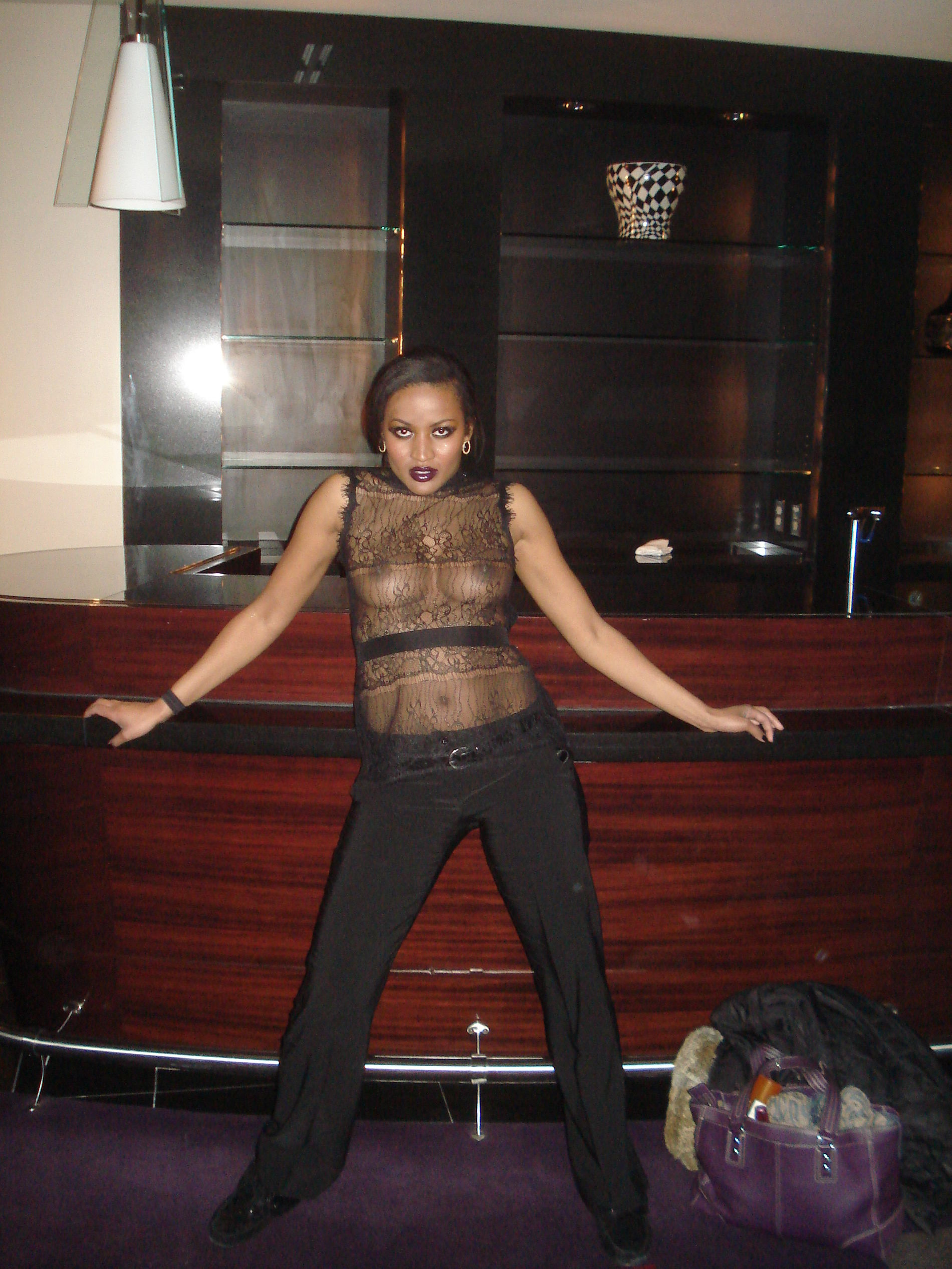 Private Intimate Photos with Naked Black Girl