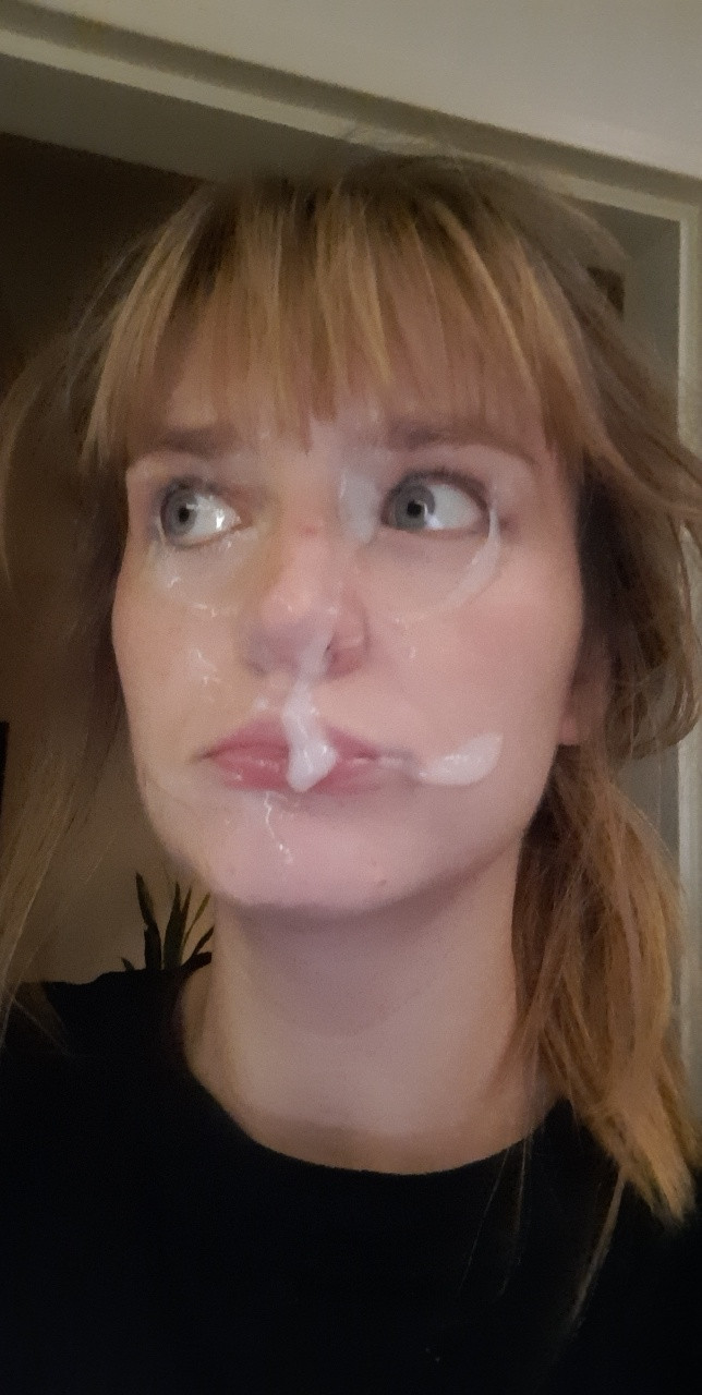 Naked Beauty Slut: Homemade Selfies Online