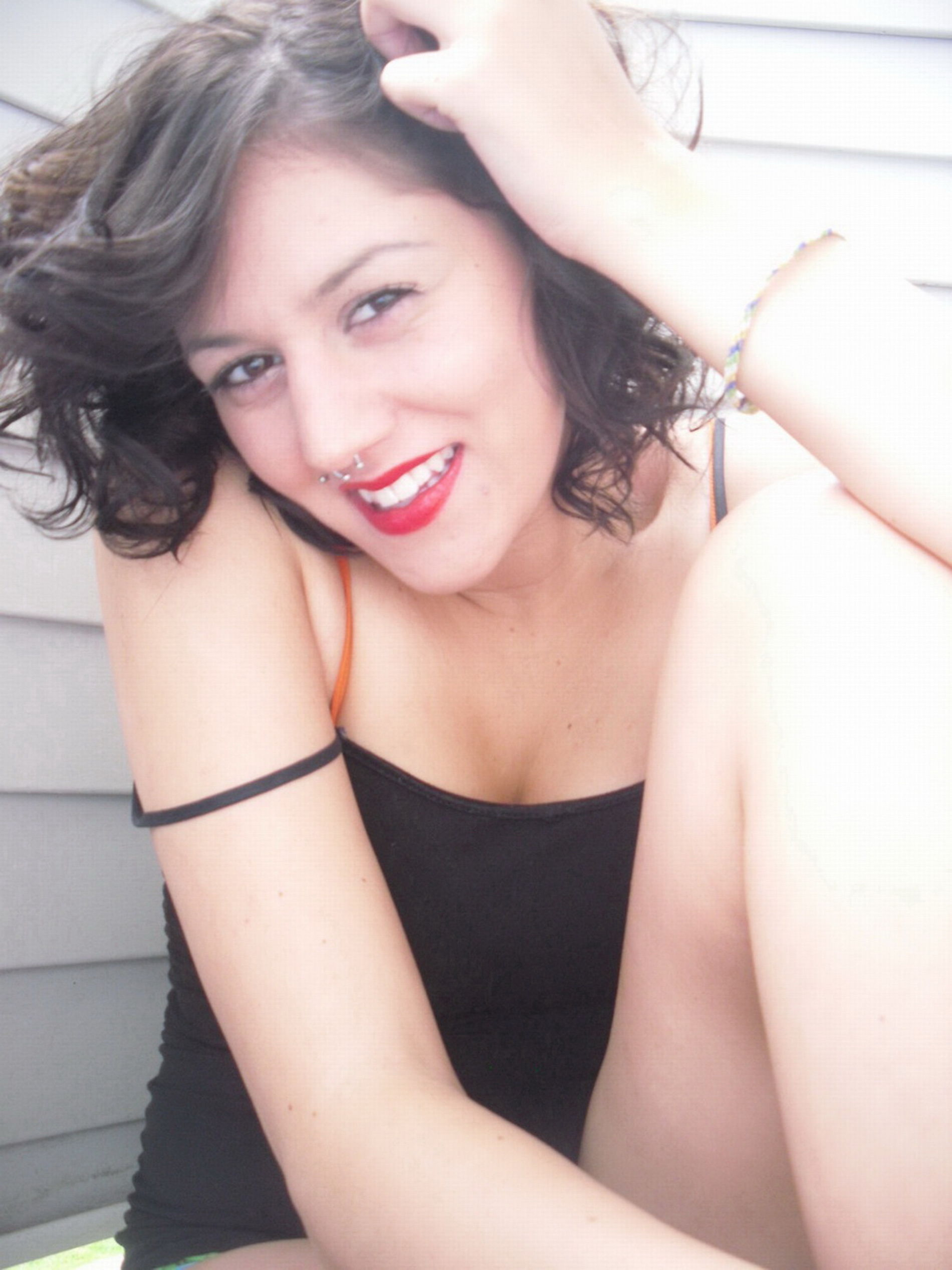 Sexy Girl Takes Various Intimate Photos with Herself