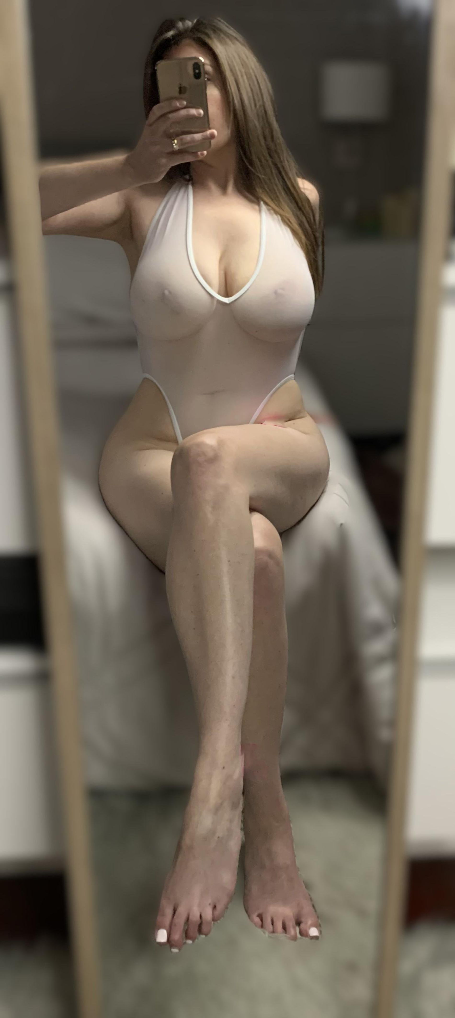 18+ Erotic Selfies: Naked Woman in Passionate Poses