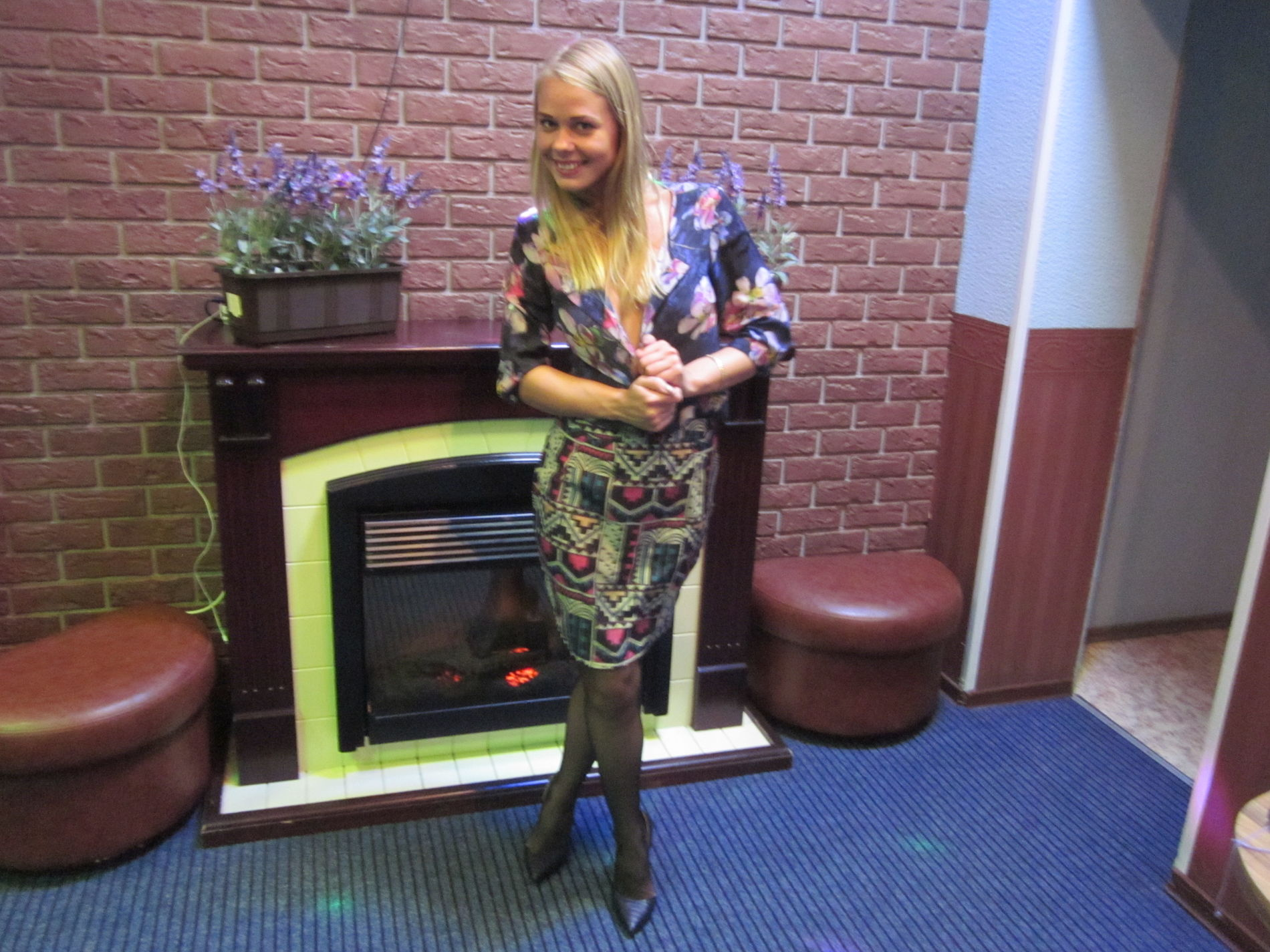 Sensual Girl's Intimate Photos: Sexy Pussy and Beautiful Ass in Revealing Angles