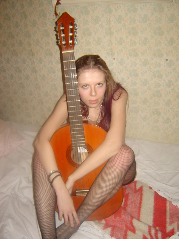 Naked Beauty Ignites Desire: Free Online Erotic Photos with Provocative Ass – photo 3