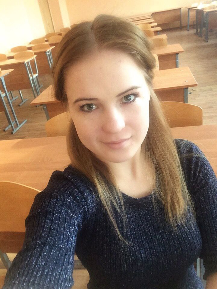 Hot Young Teacher's Explicit Sex Photos – photo 1