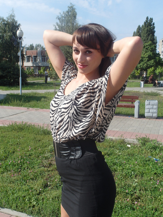 Young Girlfriend in Stockings and Her Sexy Reality