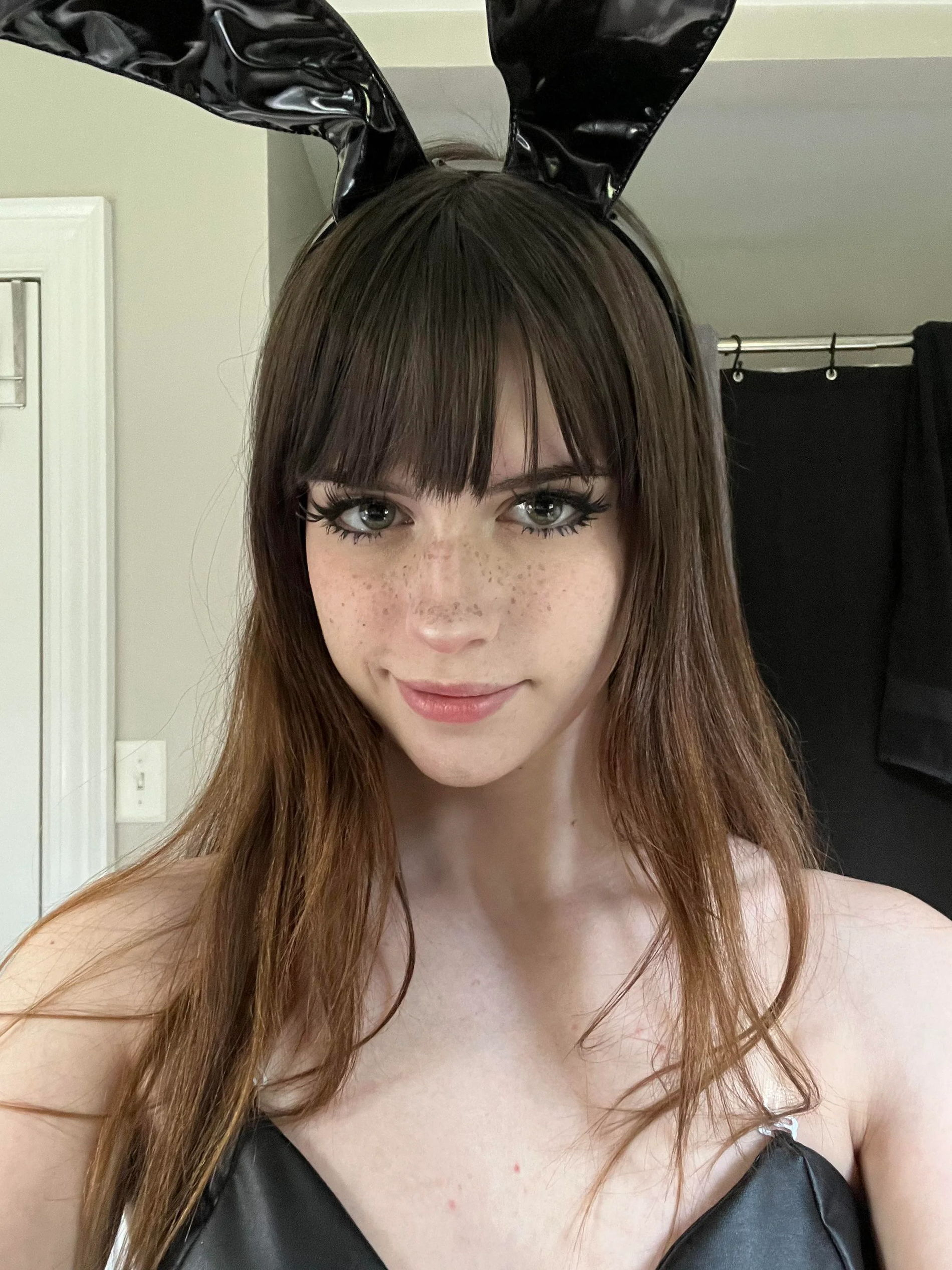 Skinny Girl with Hard Nipples in Porn Photo