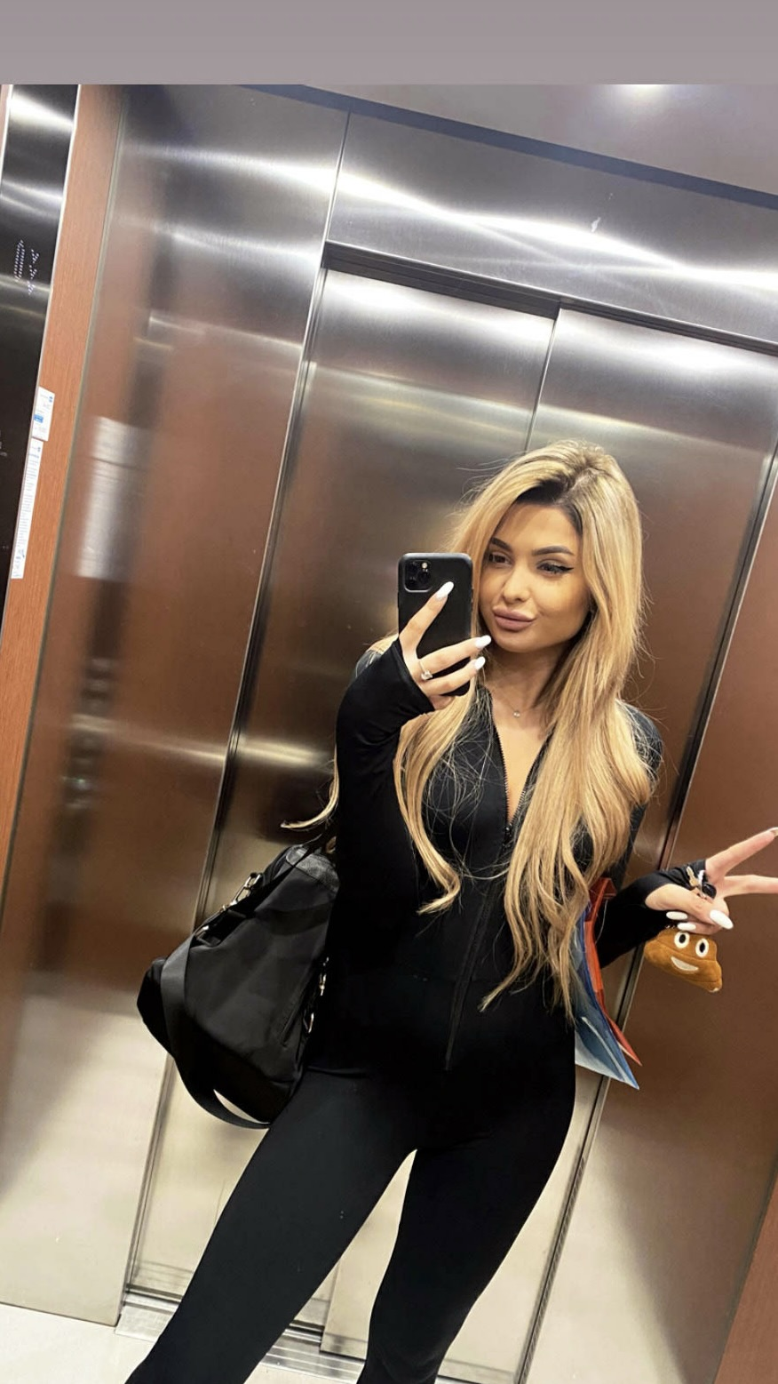 Wild Girl's Nude Ass and Pussy Stuffed with Cock in Explicit Porn Pics