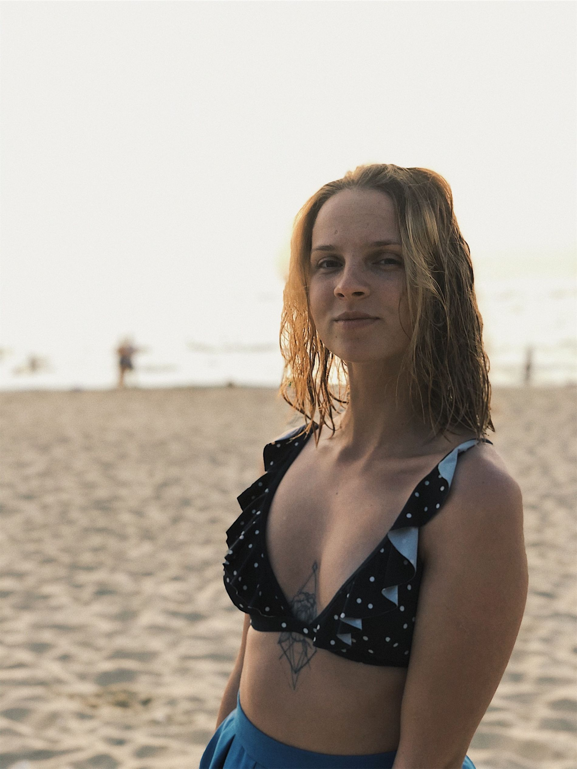 Amateur Woman's Erotic Photos with Arousing Tits – photo 1