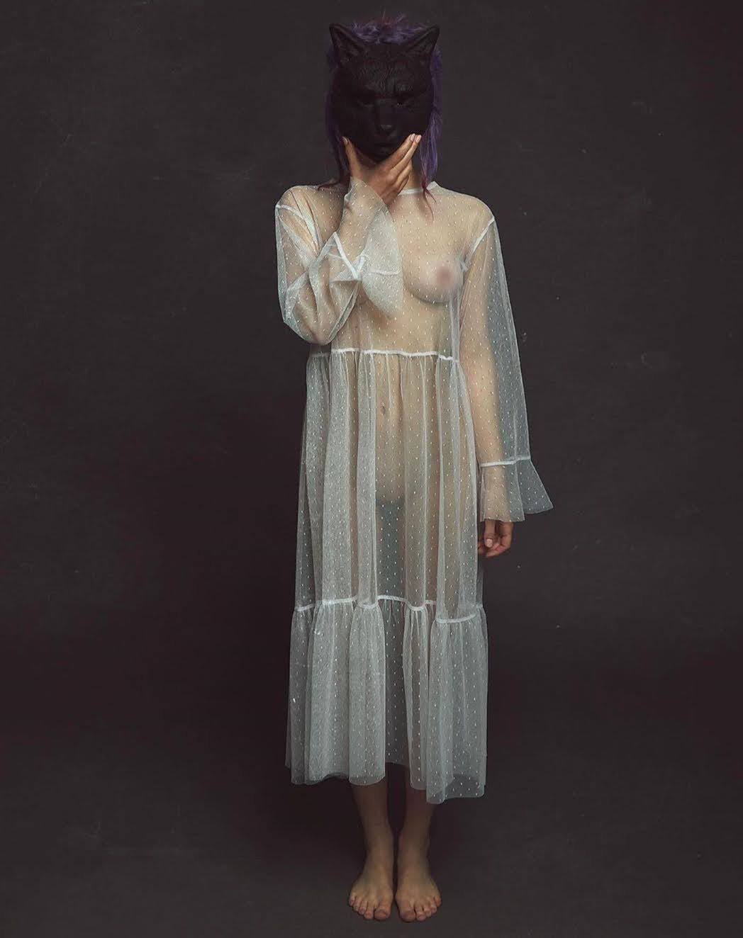 Seductive Selfies of Playful Girl with Wet Pussy