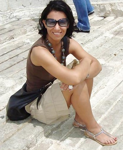 Sexy MILF in private shots with liberated booty