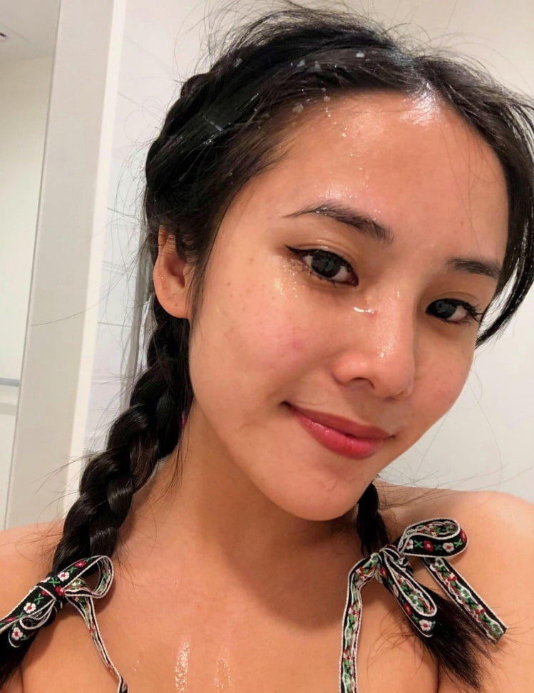 Japanese babe loves sucking cock and getting cum on face