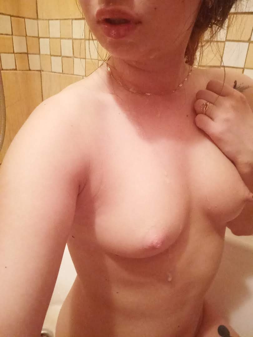 Sexy Cutie's Explicit Sexual Adventures: From Blowjob to Anal