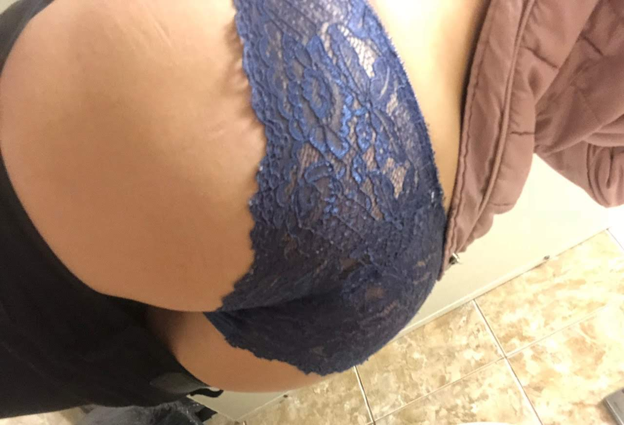 Sexy Cutie's Explicit Sexual Adventures: From Blowjob to Anal