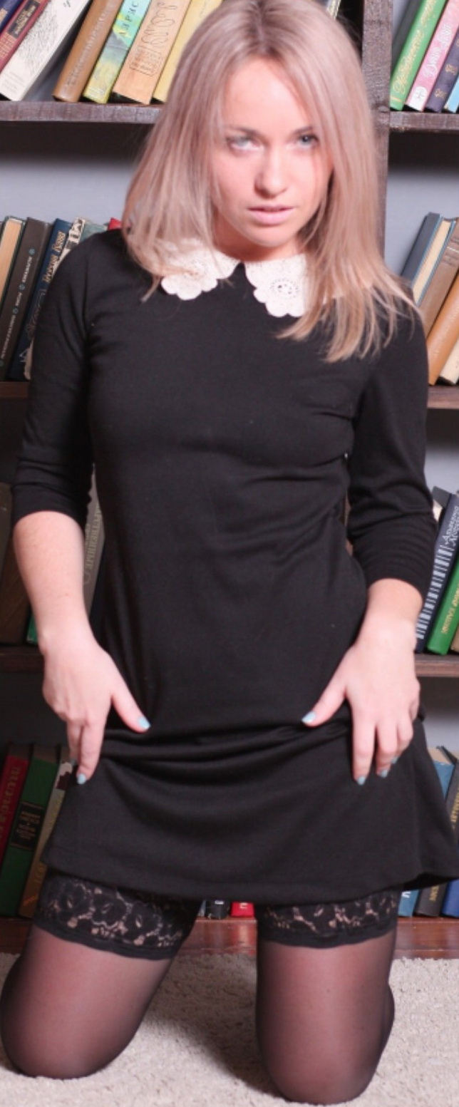 Beautiful Wife Takes Cum on Face After Blowjob