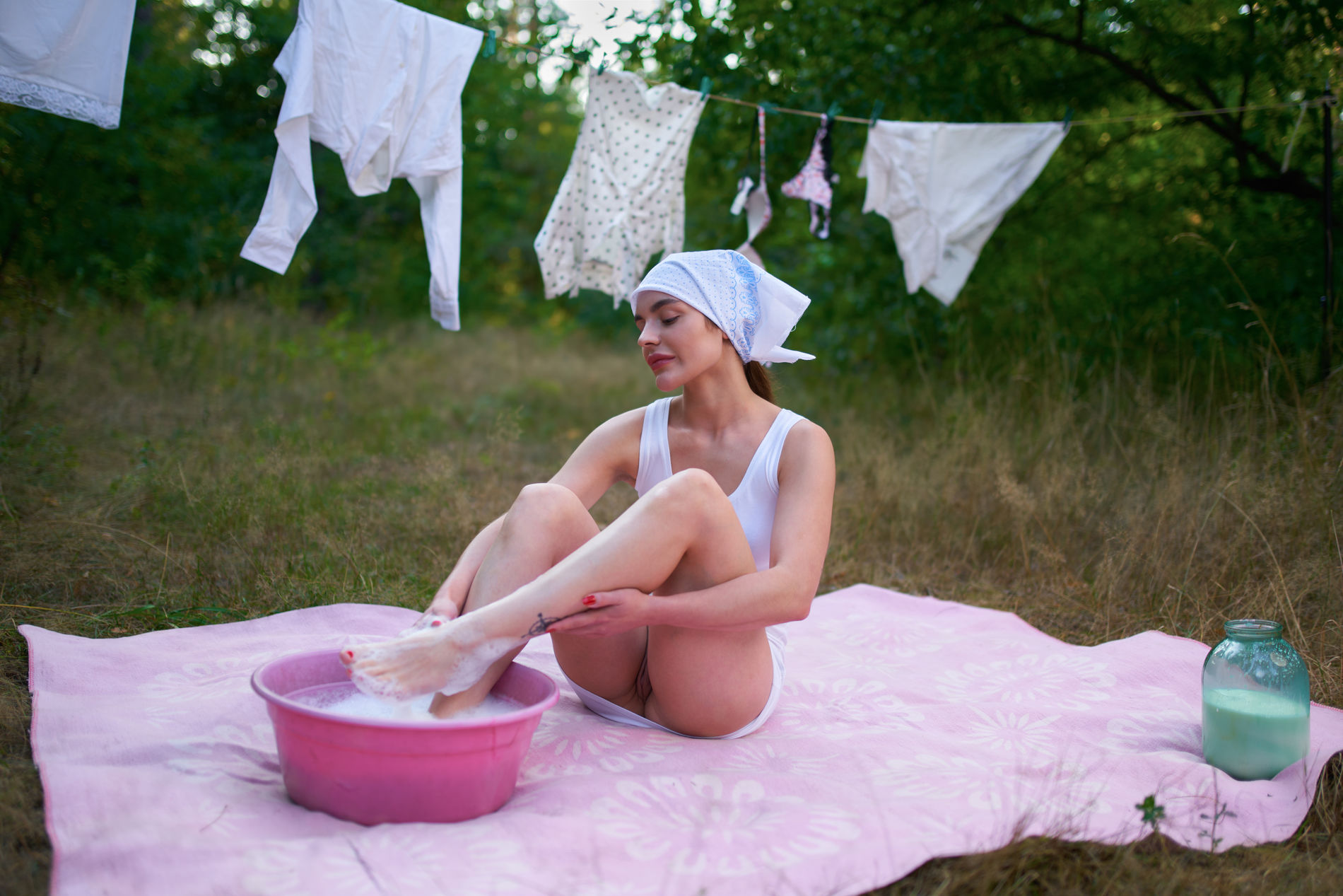 Stunning Naked Wife Poses Explicitly for Home Photo Collection