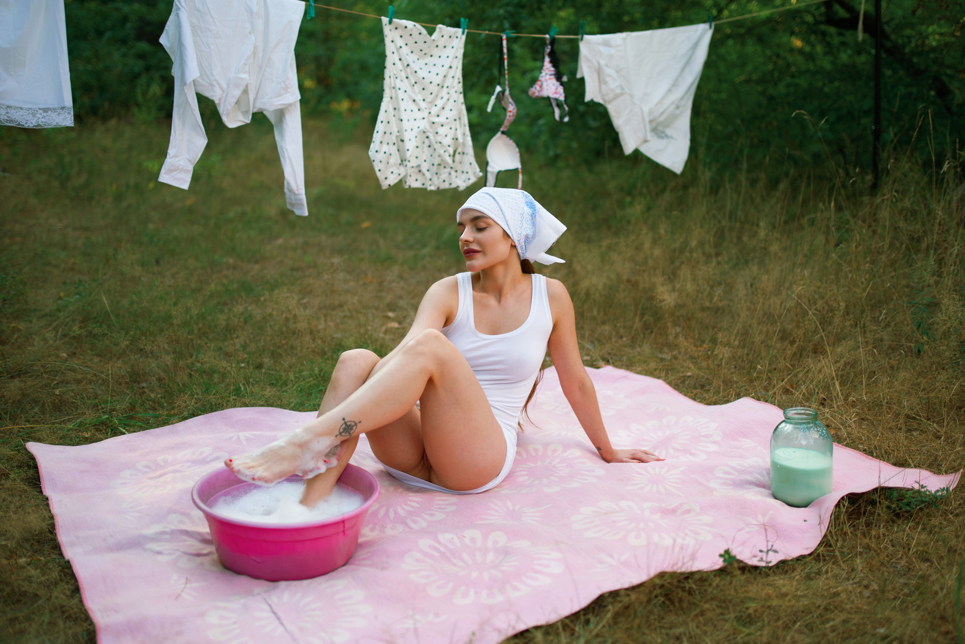 Stunning Naked Wife Poses Explicitly for Home Photo Collection