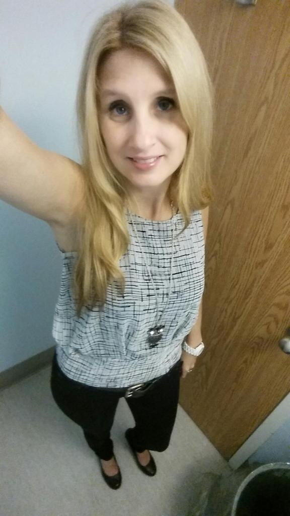 Intimate Photos of Sexy Mature Woman - Explicit Milf Erotica