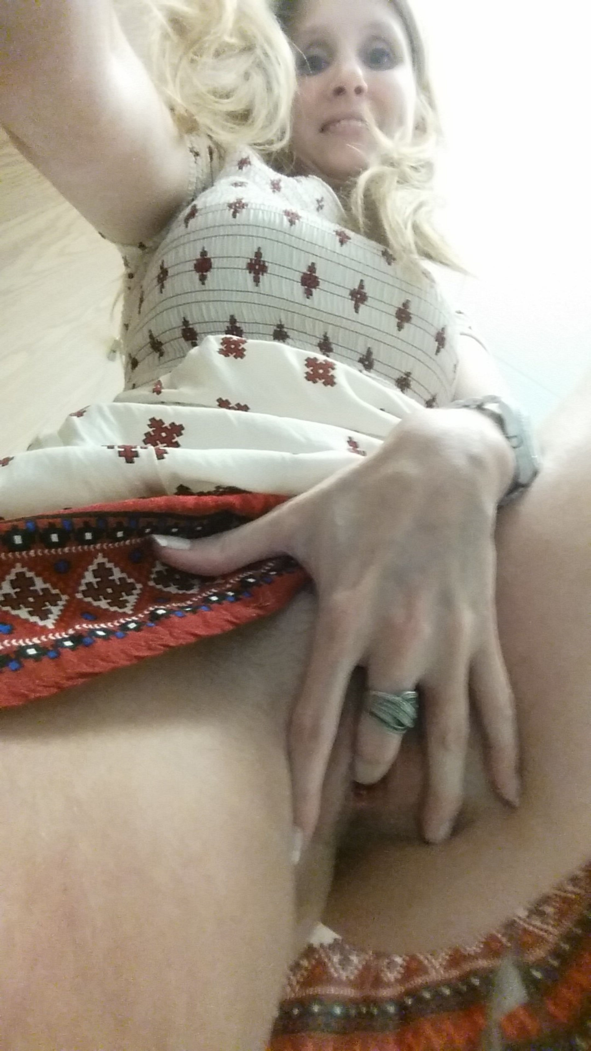 Intimate Photos of Sexy Mature Woman - Explicit Milf Erotica