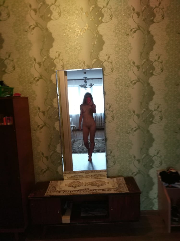 My Wife Loves Taking Erotic Selfies