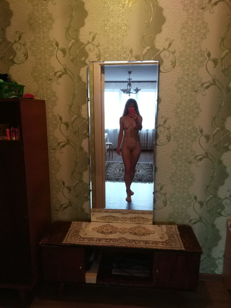 My Wife Loves Taking Erotic Selfies