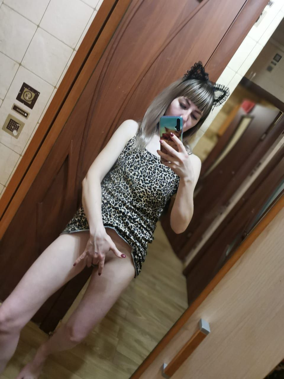 My Mistress Sent Me Explicit Photos of Her