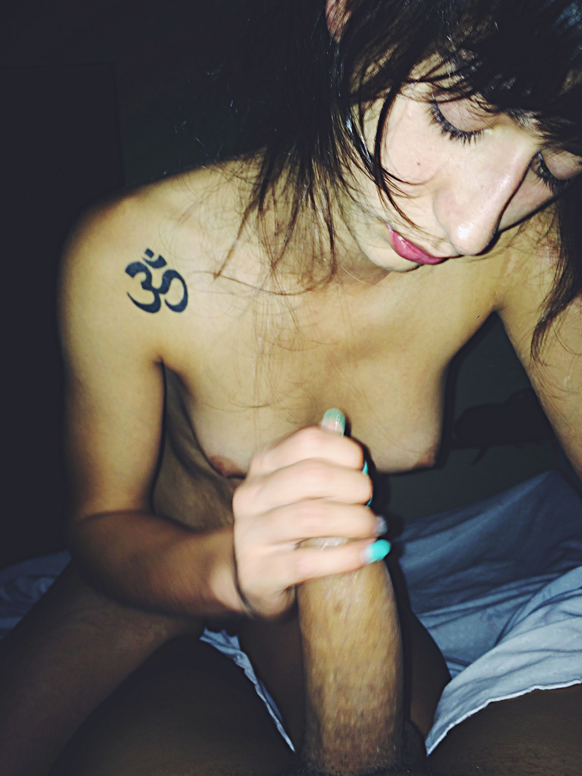 Young Arab girl has sex with husband