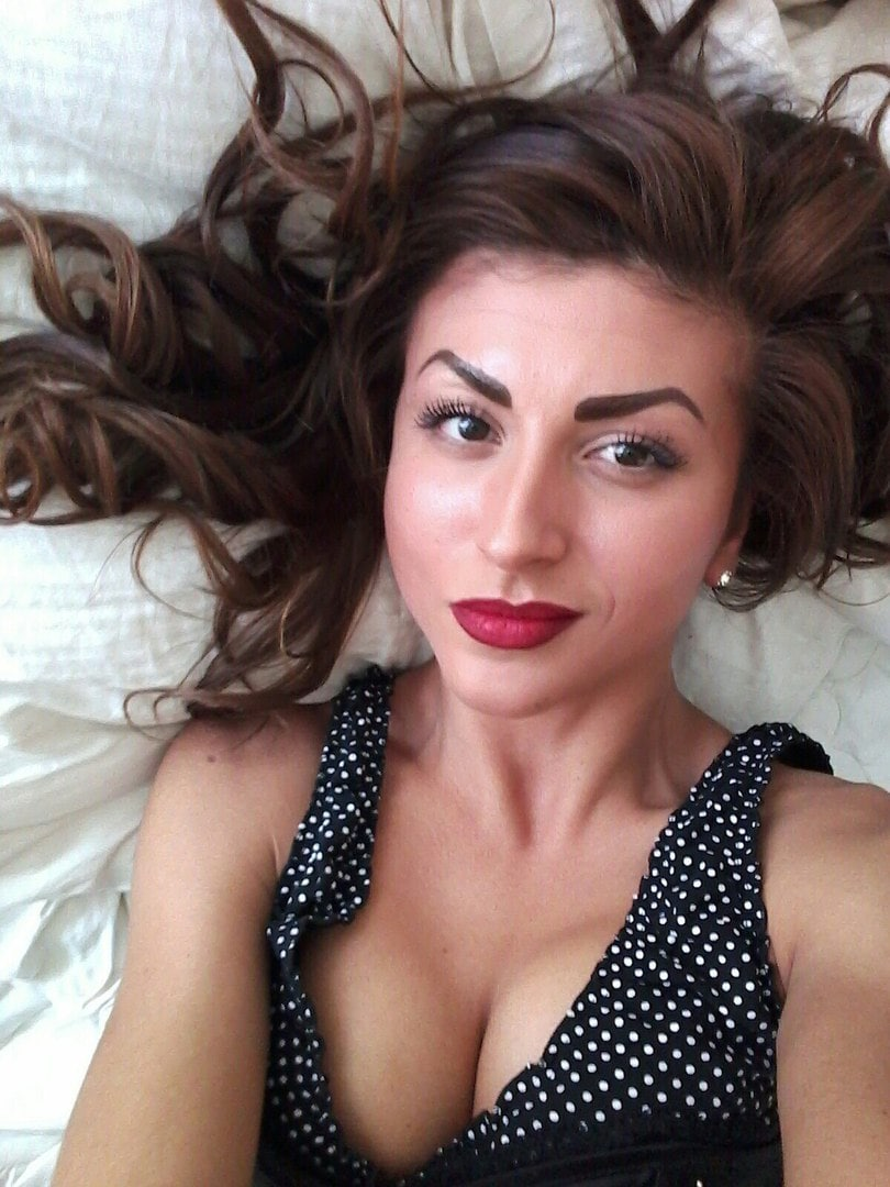 Skinny Brunette with Exposed Intimate Areas Eager to Take Selfie with Cock in Mouth – photo 1