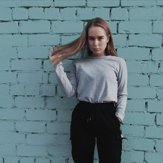 Naked Young Woman Boredom Selfie - Explicit Nude Photoshoot – photo 1