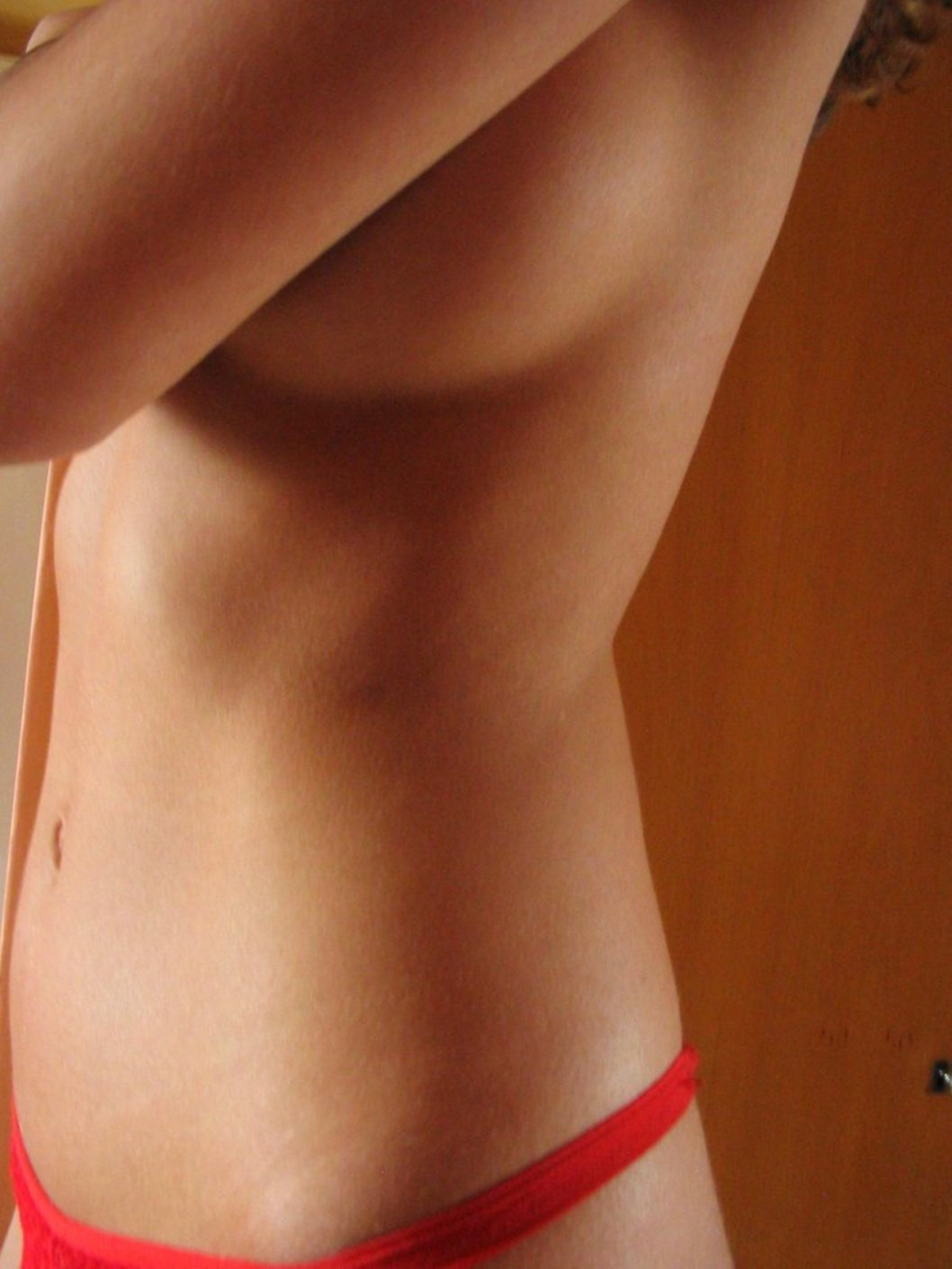 Selfie: Showing Off My Beauty and Elegance with Slim Figure, Graceful Bust, and Charming Face