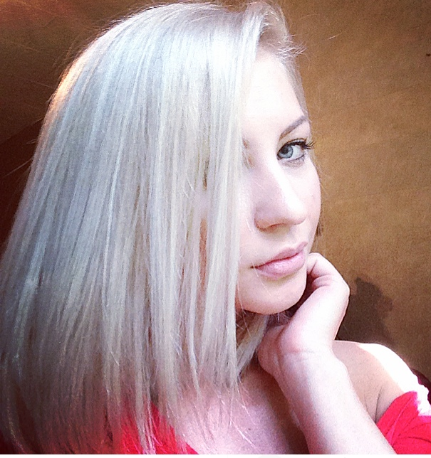 Интимные снимки, на которых одна девушка лижет пизду другой