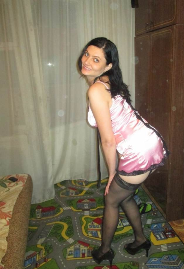 Naked Beautiful Woman Photo Album - Explicit Nude Images