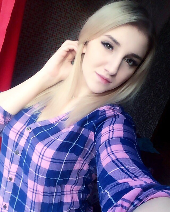 Blonde Naked Selfie Mirror Photo Shoot