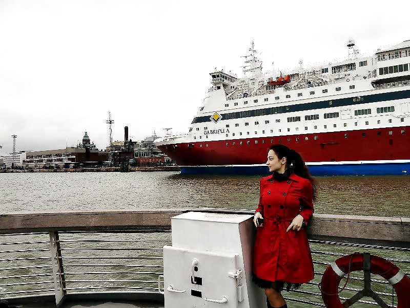 Seductive Model Reveals Intimate Attractiveness