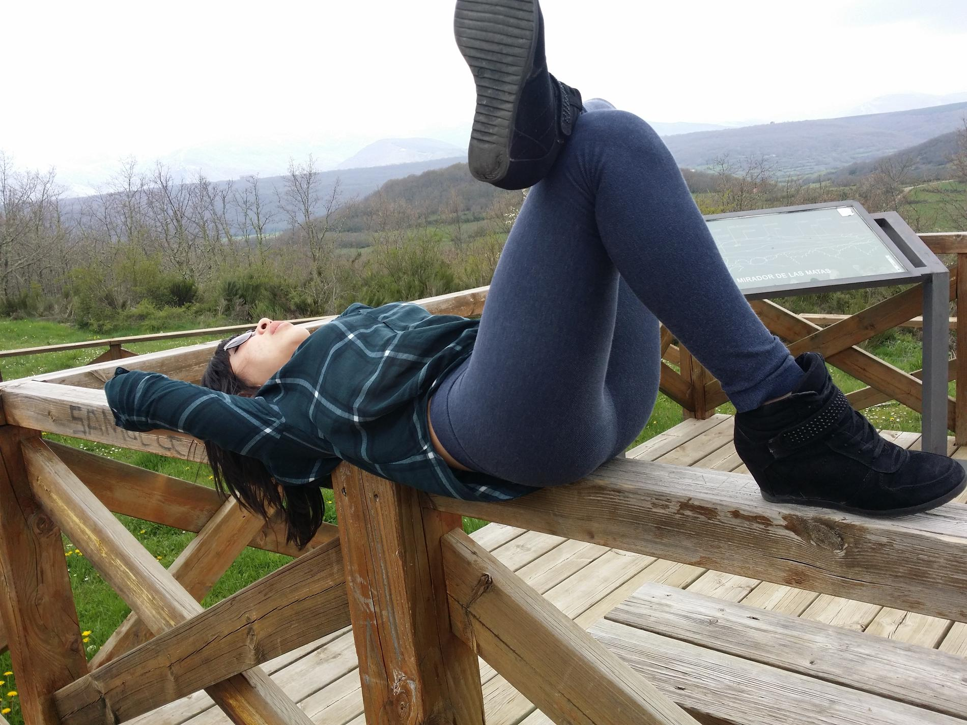 Intimate Home Album of Cute Asian in Various Leggings – photo 1