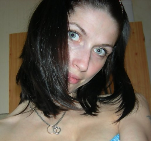 Sexy Girl Strips to Reveal Nude Body Parts