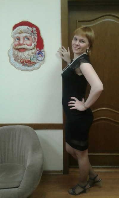 Naked Woman Selfie on Terrace - Explicit Outdoor Nude Photo – photo 1