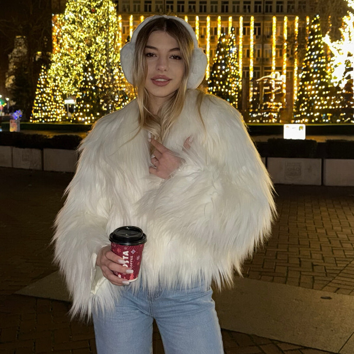 Naked Selfies: Naughty Poses and Places - Bold Babe's Favorite Pastime