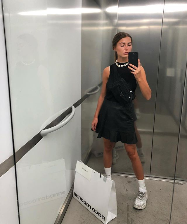 Beautiful Busty Girl's Chest on Vacation