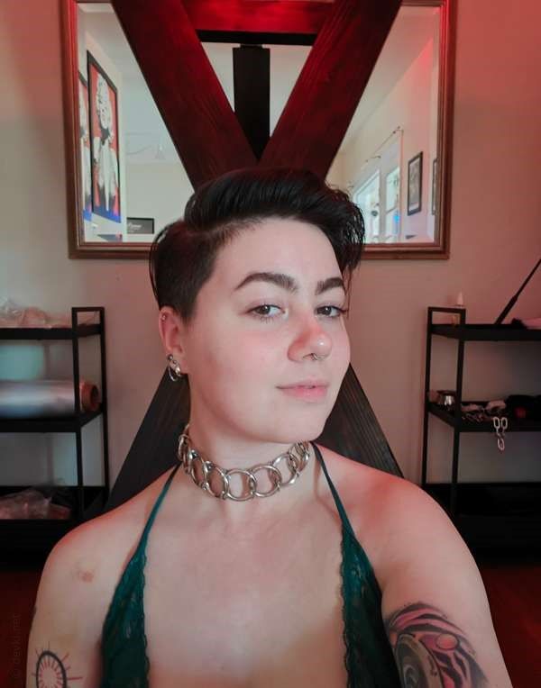 Short-Haired Hottie with Alluring Looks