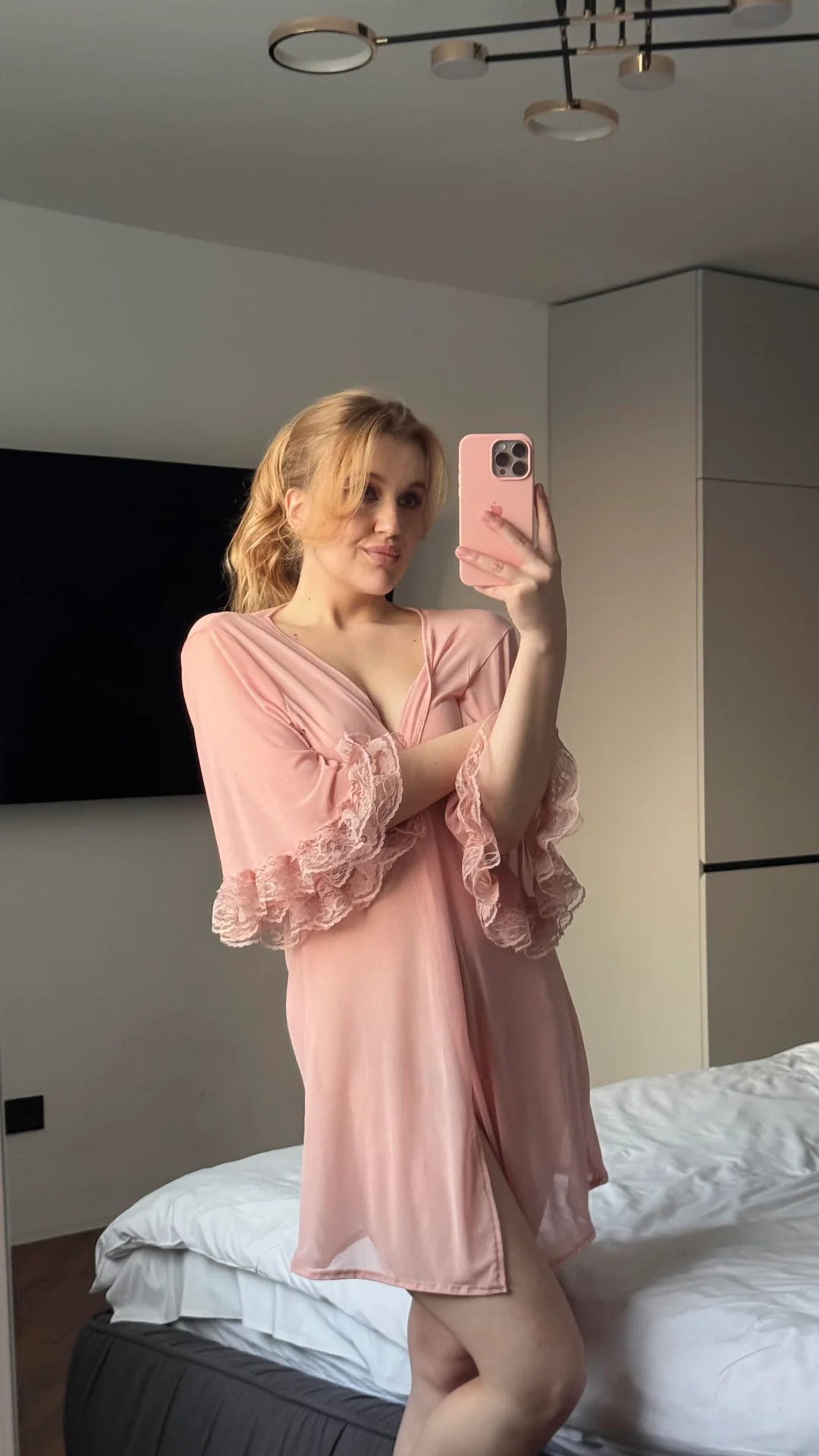 Blonde Shows Off Body and Intimate Parts in Explicit Display