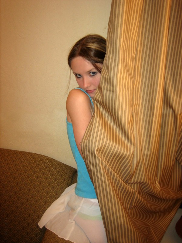 Naked Student Friend Requests Explicit Photos – photo 1