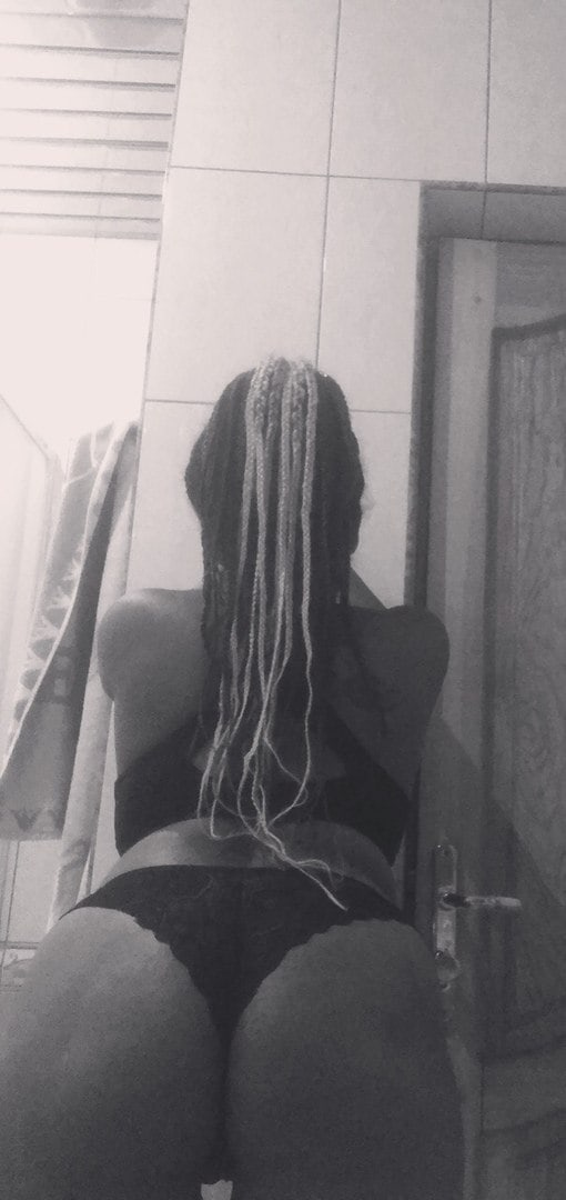 Naked Chocolate Treat Reveals All for Lovers of Seductive Curves