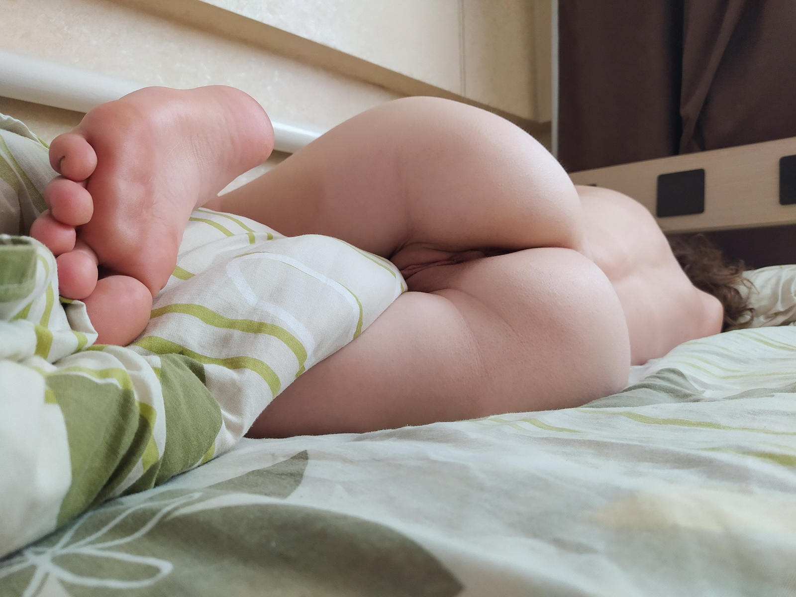 Explicit Photoshoot of Sexy Slim Girl Revealing Intimate Body Parts